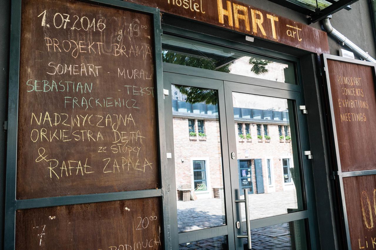 ורוצלב Hart Hostel & Art Gallery מראה חיצוני תמונה