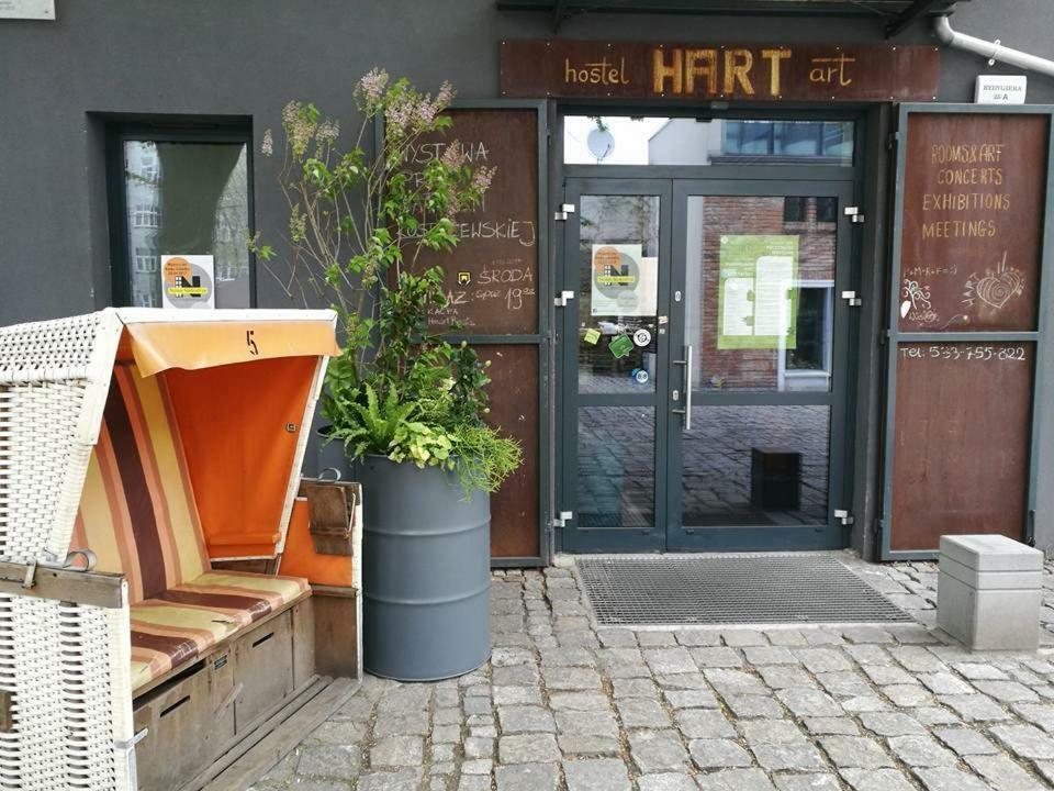 ורוצלב Hart Hostel & Art Gallery מראה חיצוני תמונה